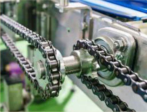 A high-speed roller chain that will not throw its lubricant.